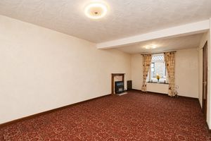 Lounge/Diner- click for photo gallery